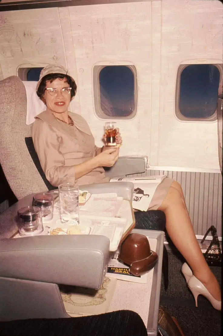 glamour-airplane