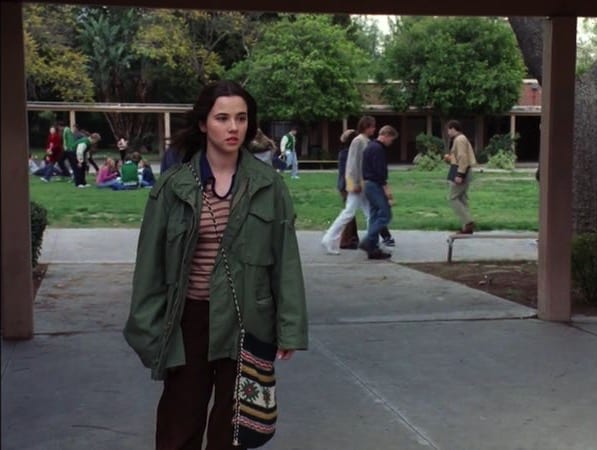 lindsay approaches the geeks