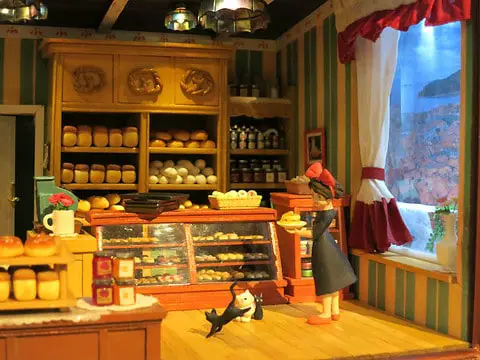 魔女の宅急便のグーチョキパン店 Slap Happy Larry