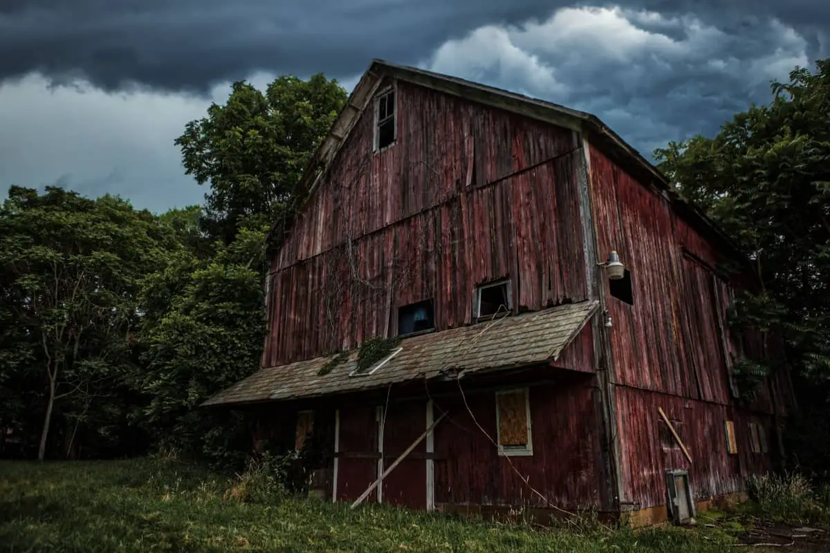 barn