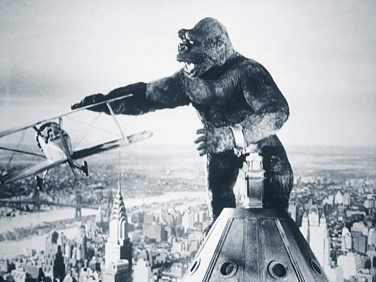 King Kong interfering with an aeroplane