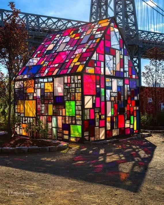 NYC Skyline Tom Fruin Glass House