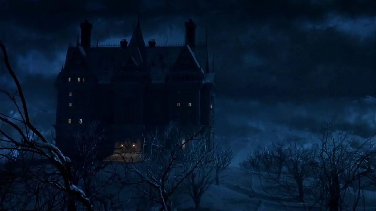 BATMAN RETURNS, TIM BURTON (1992) gothic mansion